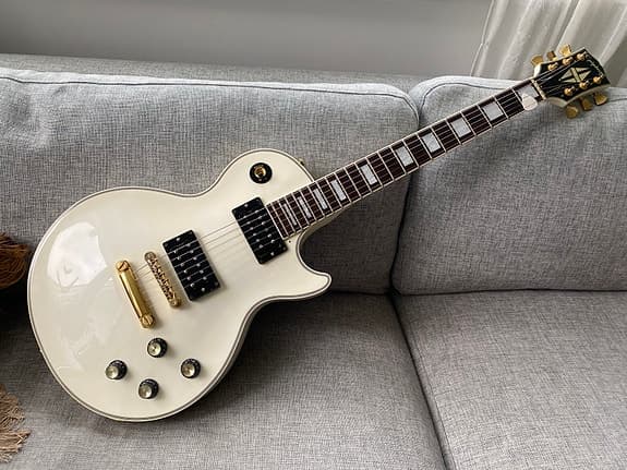 Epiphone (Japan) Les Paul Custom