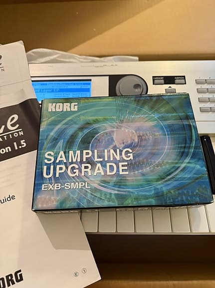 Korg triton le music workstation