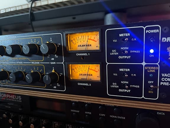 Drawmer 1969 Mercenary Edition - preamp, compressor, DI