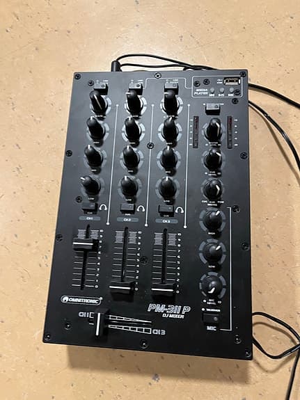 Omnitronic PM-311P DJ mixer