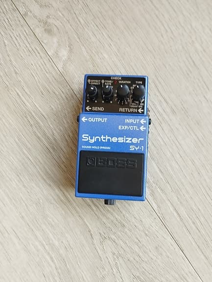 Boss SY-1 Synthesizer gitarpedal