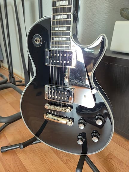 Edwards Les Paul Custom