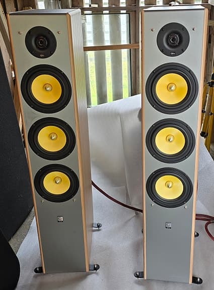 Qln 604 MkII & 602 MkII