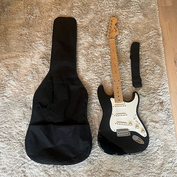 Squier Affinity Stratocaster fra 2009