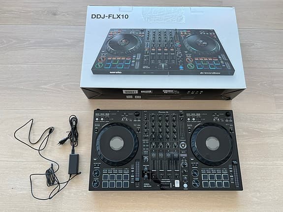 Pioneer DJ DDJ-FLX10 – Profesjonell 4-kanals DJ-kontroller – som ny