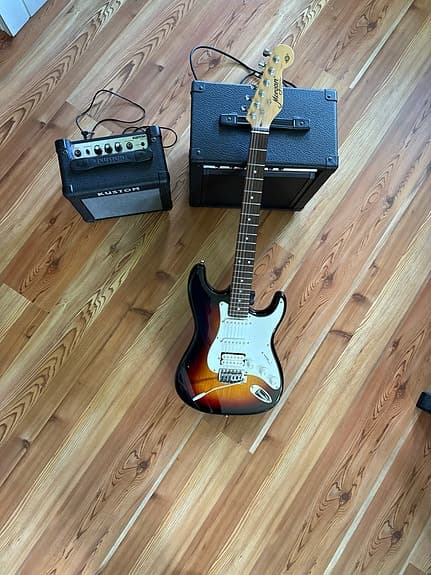 Elektrisk gitar Stratocaster-type sunburst