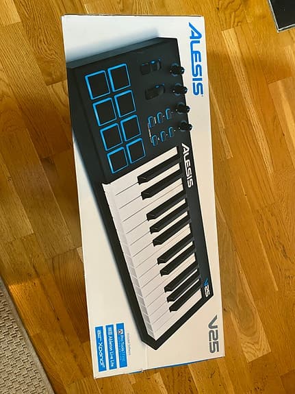 Alesis V25 MIDI-keyboard 25 tangenter til studio bruk