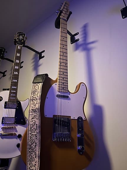 Telecaster selges!