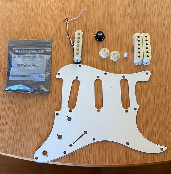 Orginaldeler, Fender Stratocaster, 90talls standard mex
