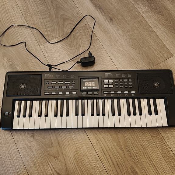 Music workstation / Elektronisk keyboard