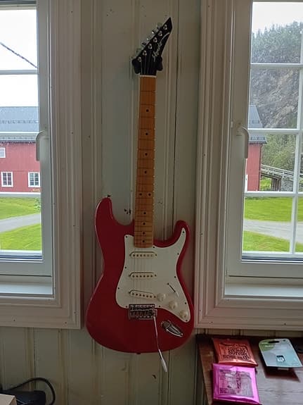 Hondo H7600R stratocaster