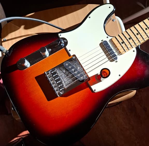 2010 Fender Telecaster sunburst Lefty