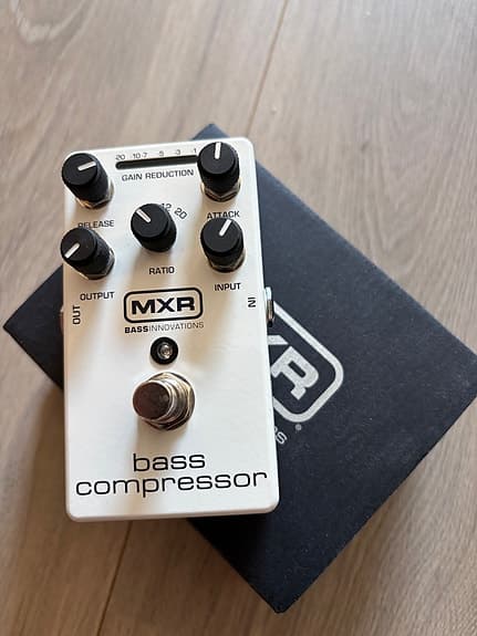 MXR M87 Bass compressor