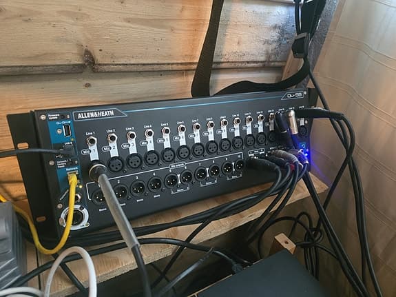Allen & Heath QU-SB digital stagebox / audio interface
