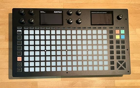 Squarp Instruments Hapax midi og cv sequencer - strøken i eske