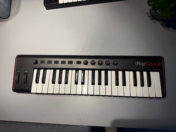 iRig Keys 2 37-tangenters MIDI-keyboard svart