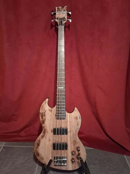 ESP LTD VIPER 104 BASS GUITAR