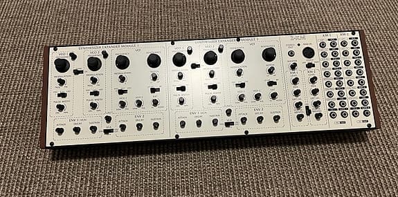 Behringer 2-XM analog synthesizer modul
