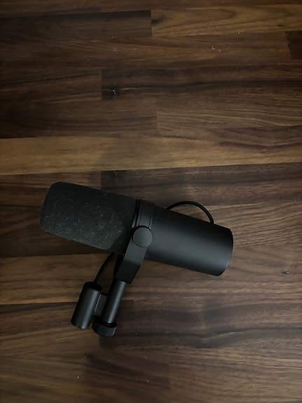 Shure SM7B dynamisk XLR mikrofon svart