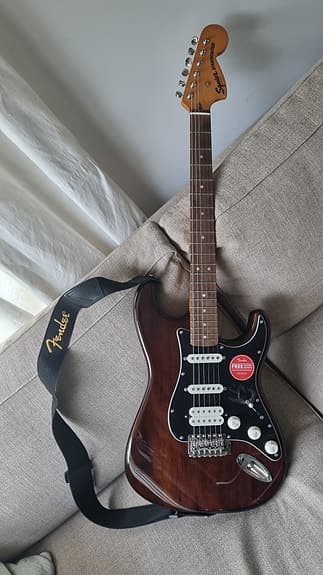 Fender Stratocaster elektrisk gitar brun