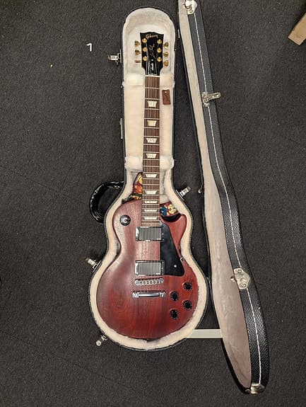 Gibson Les Paul Studio med hardcase - Orginale pickups medfølger.