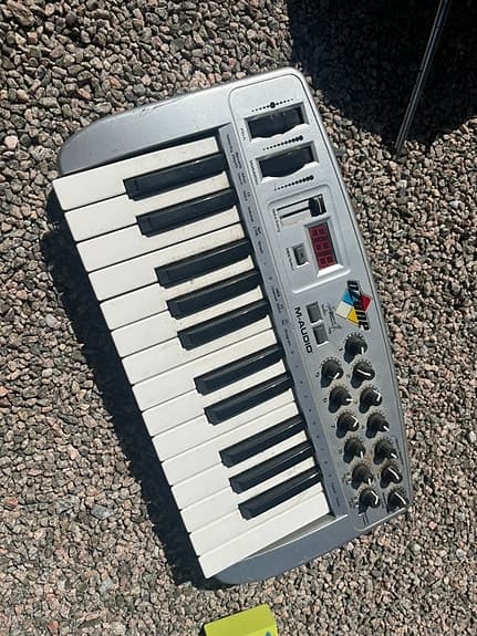 M-Audio Ozone lydkort/midi-keyboard