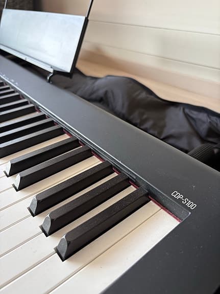 Casio CDP-S100 keyboard/digital piano