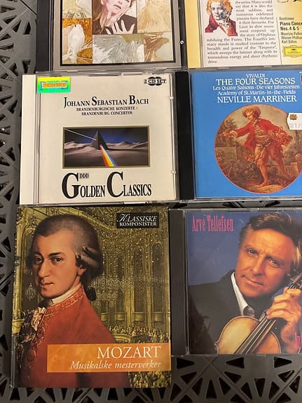 Samling klassiske CD-er – Bach, Beethoven, Vivaldi, Mozart, Edith Piaf m.m.