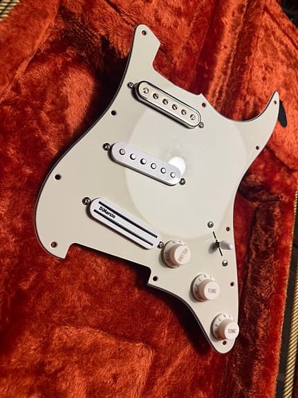 Fender Stratocaster Loaded P.guard–ObsidianWire 7 Way|CuNiFe|Suhr V60|Air Norton