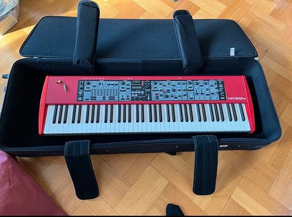 Nord Stage EX1 76 tangenter stagepiano