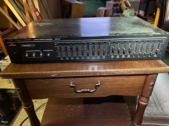 Fisher Studio Standard EQ-8750 stereo graphic equalizer