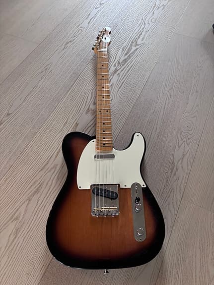 Selges/byttes: Fender Vintera 50s Telecaster sunburst