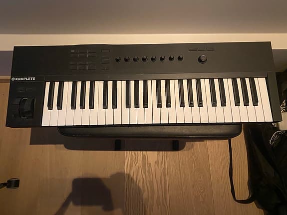 Native Instruments Komplete Kontrol A49 MIDI-keyboard