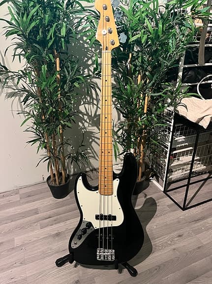 Lefty venstrehendt jazz bass fender