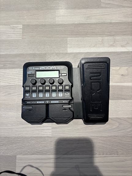 Zoom G1X Four multi effect pedal