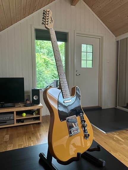 Squier Affinity Telecaster elektrisk gitar