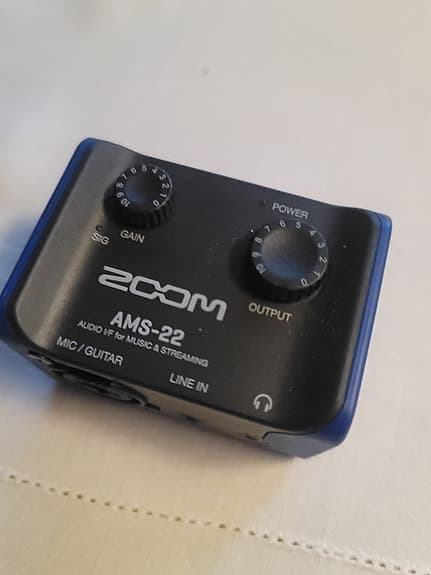 Zoom AMS-22 lydkort / audio interface