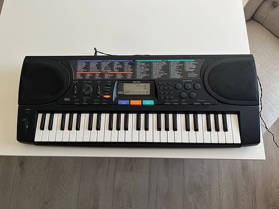 MIDI EK-838 elektrisk keyboard med høyttalere