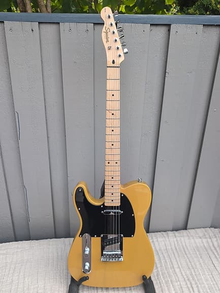 Squier Affinity Telecaster LH (Butterscotch Blonde) – Nyservet og intonert!