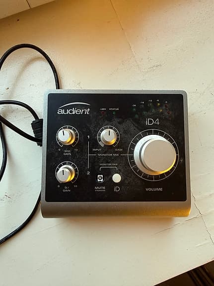 Audient iD4 USB lydkort / audio interface