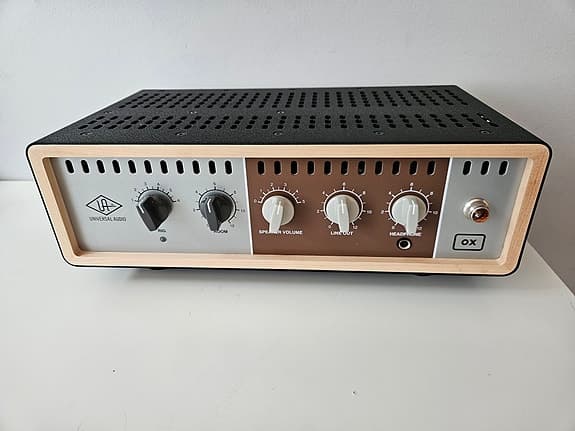 Universal Audio Ox Amp Top Box selges