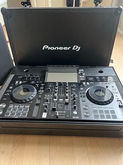 Pioneer DJ controller XDJ RX3 med flightcase