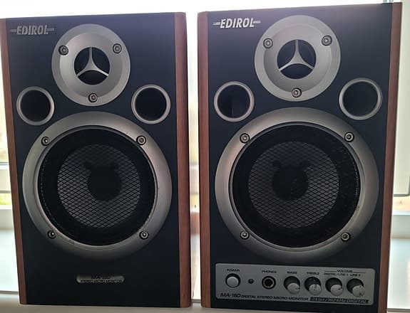 Vintage Edirol (Roland) MA-15D Digital Studio Monitors / Speakers