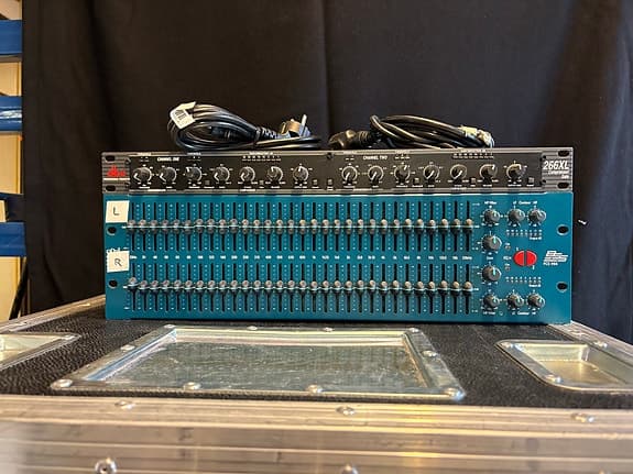 BSS FCS-966 equalizer og dbx 266XL compressor/gate rack