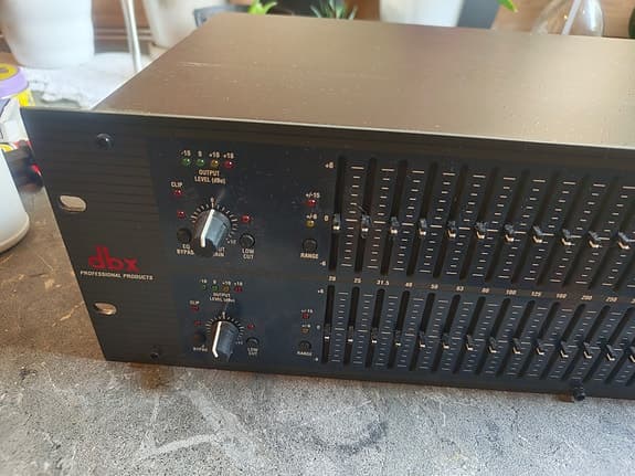 dbx 1231 Graphic Equalizer