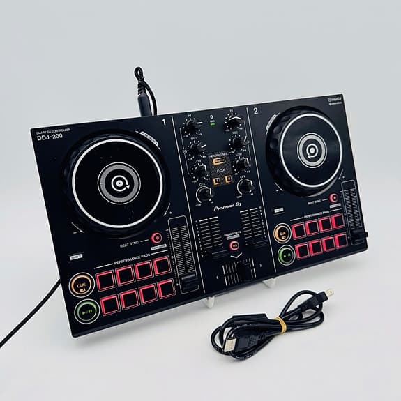 Pioneer DDJ-200 (Smart DJ Controller)