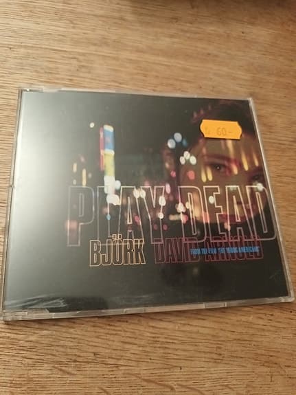Björk And David Arnold - Play Dead