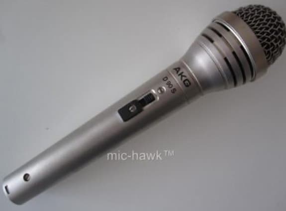 AKG D90s vintage mikrofon