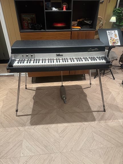 Fender Rhodes Stage Piano elpiano 73 tangenter