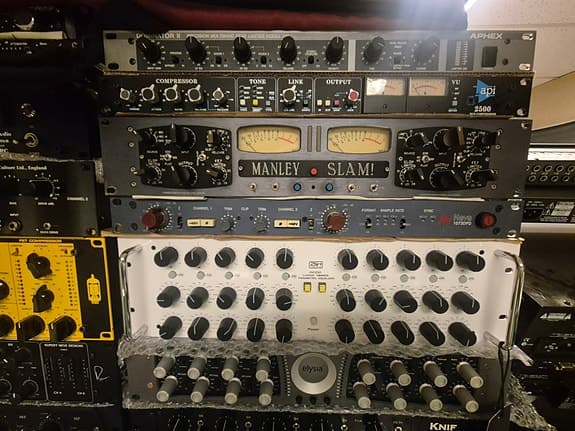 API 2500